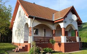 Pusztavár-Lak